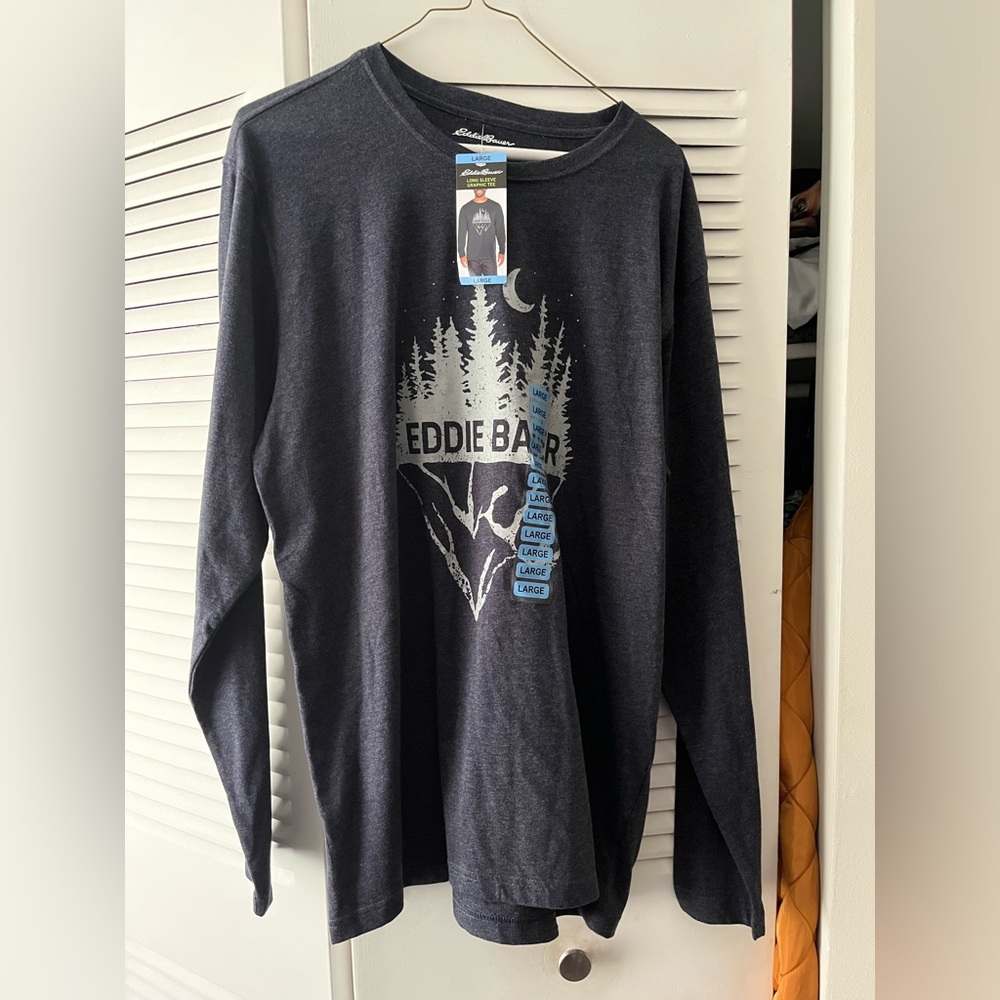 Eddie Bauer Men’s Charcoal Graphic NWT Long Sleeve Tee, Size Large
